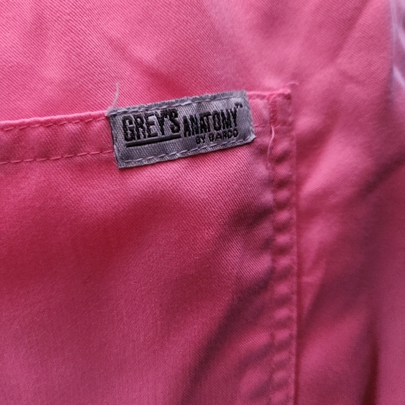 Grey's Anatomy Scrubs - Picture 5 of 7